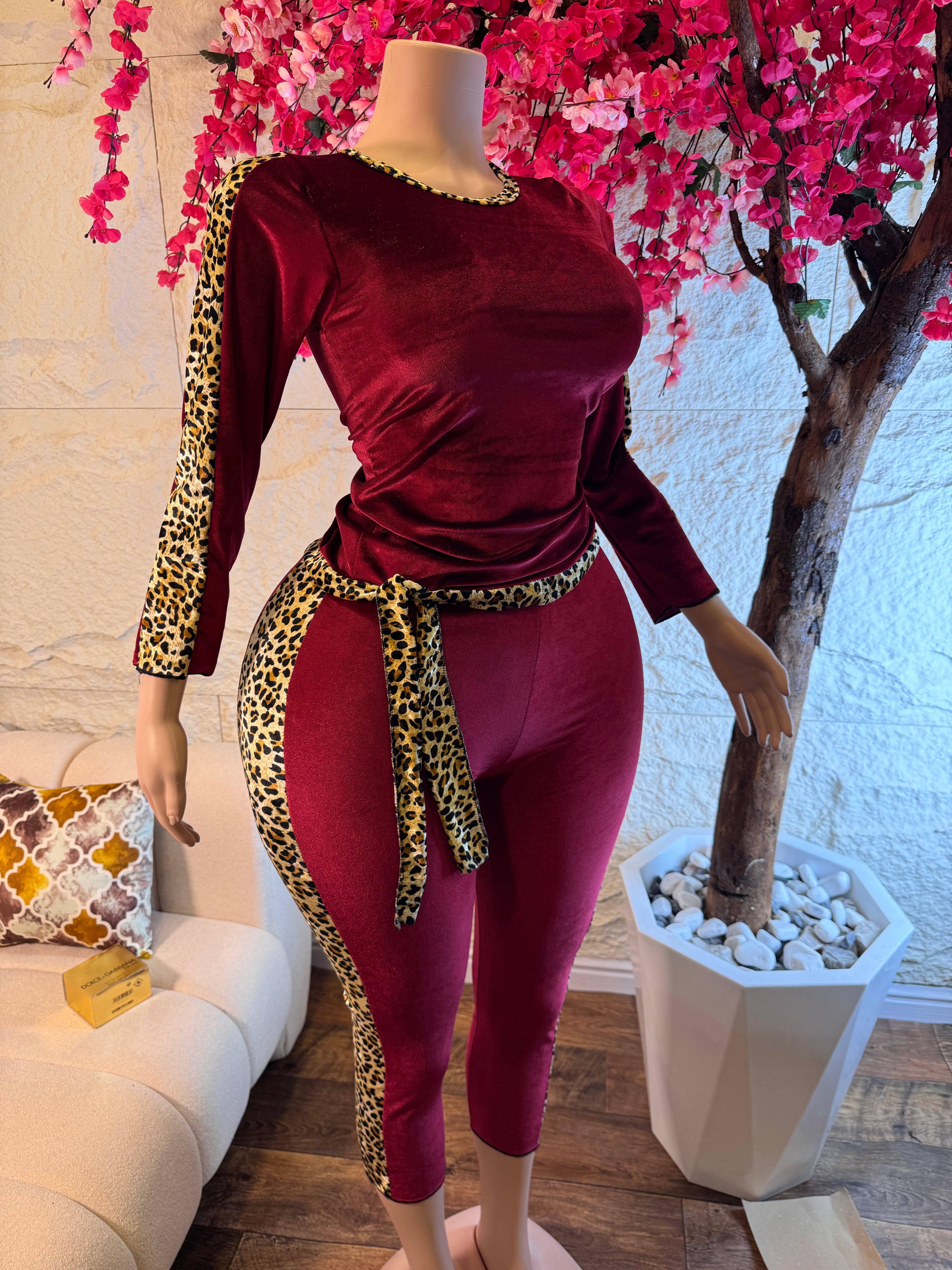 بجامة قطيفة رويال فخمة 420غ ✨ 7 ألوان راقية